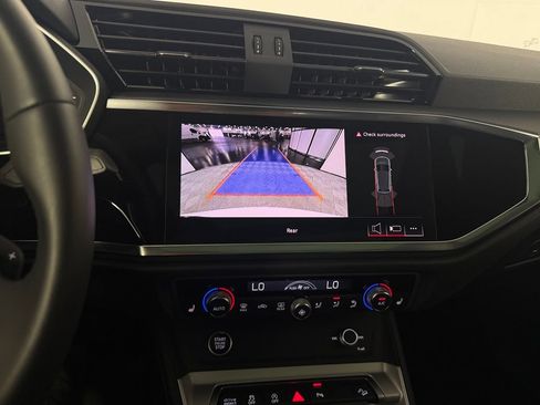 Used 2025 Audi Q3 2.0T Premium AWD/4WD image 21