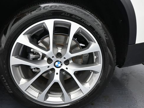 Used 2026 BMW X5 xDrive40i AWD/4WD image 46