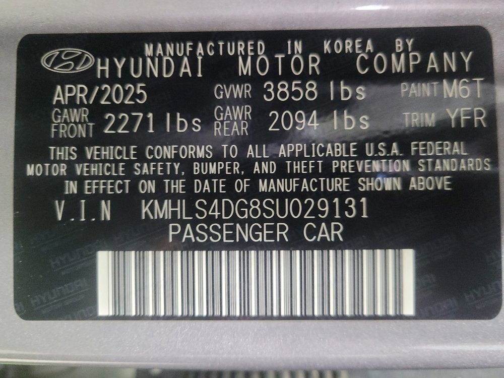 Used 2025 Hyundai Elantra SEL FWD image 33