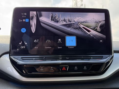 Used 2023 Volkswagen ID.4 Pro S image 14