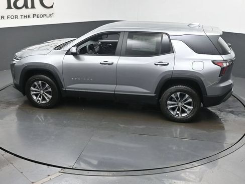 New 2026 Chevrolet Equinox LT w/ Convenience Package II FWD image 21