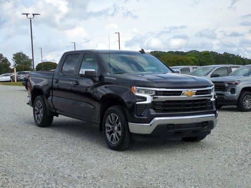 Certified 2024 Chevrolet Silverado 1500 LT AWD/4WD image 2