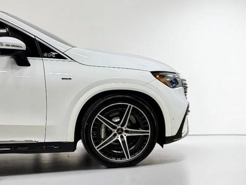 Used 2024 Mercedes-Benz EQE AMG 4MATIC SUV image 16