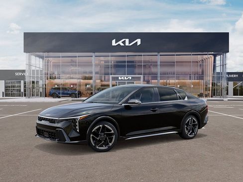 New 2026 Kia K4 GT-Line FWD image 3