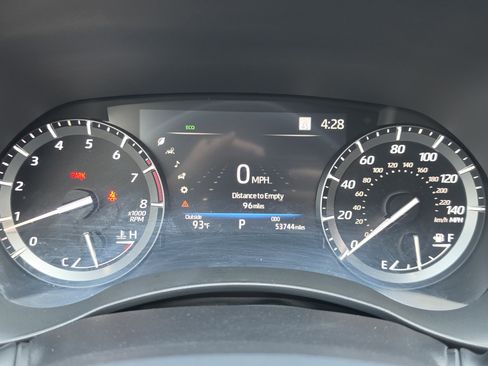 Used 2021 Toyota Highlander XLE AWD/4WD image 21
