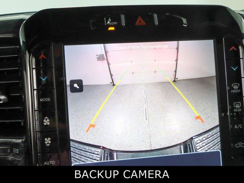 Used 2024 RAM 2500 Big Horn w/ Safety Group AWD/4WD image 20