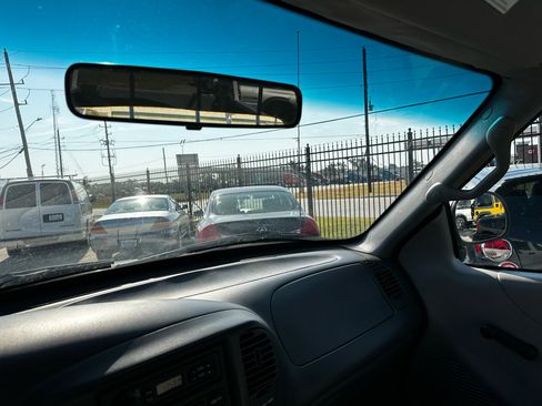 Used 1999 Ford F150 2WD SuperCab image 45