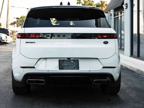 Used 2023 Land Rover Range Rover Sport SE Dynamic AWD/4WD image 12