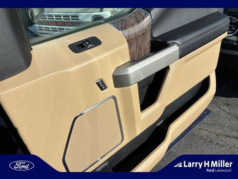 Used 2019 Ford F250 Lariat w/ Lariat Ultimate Package image 33