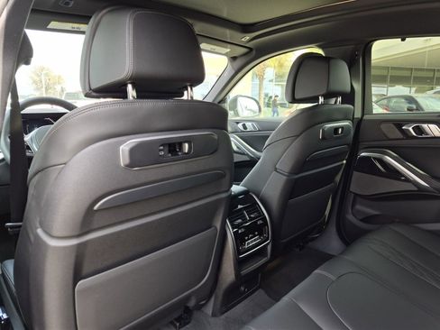 New 2026 BMW X6 xDrive40i w/ Executive Package image 31