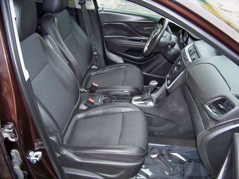 Used 2015 Buick Encore FWD image 14