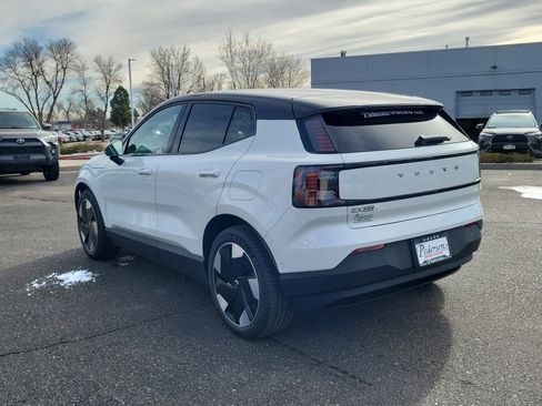 New 2025 Volvo EX30 Ultra w/ Climate Package image 3