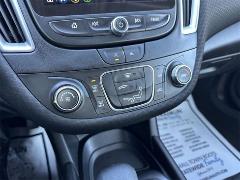 Used 2024 Chevrolet Malibu LS image 18