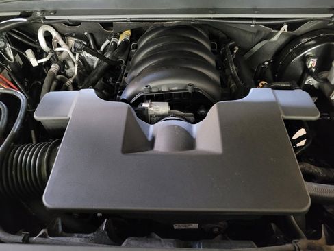 Used 2020 Chevrolet Tahoe LS w/ Enhanced Driver Alert Package image 30