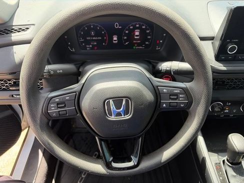Used 2023 Honda Accord LX image 14