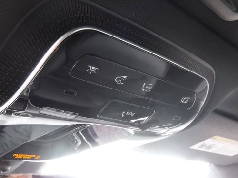 Used 2022 Mercedes-Benz C 300 4MATIC Sedan image 22