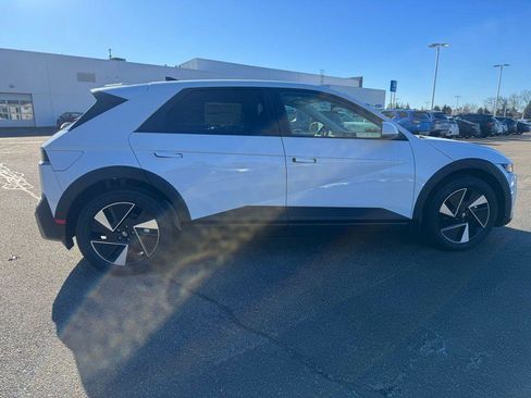 New 2026 Hyundai Ioniq 5 SEL image 16