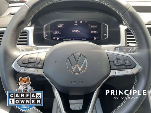 Certified 2023 Volkswagen Atlas Cross Sport SE w/ Panoramic Sunroof Package AWD/4WD image 19