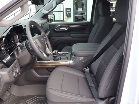 Certified 2024 Chevrolet Silverado 1500 LT Trail Boss image 17