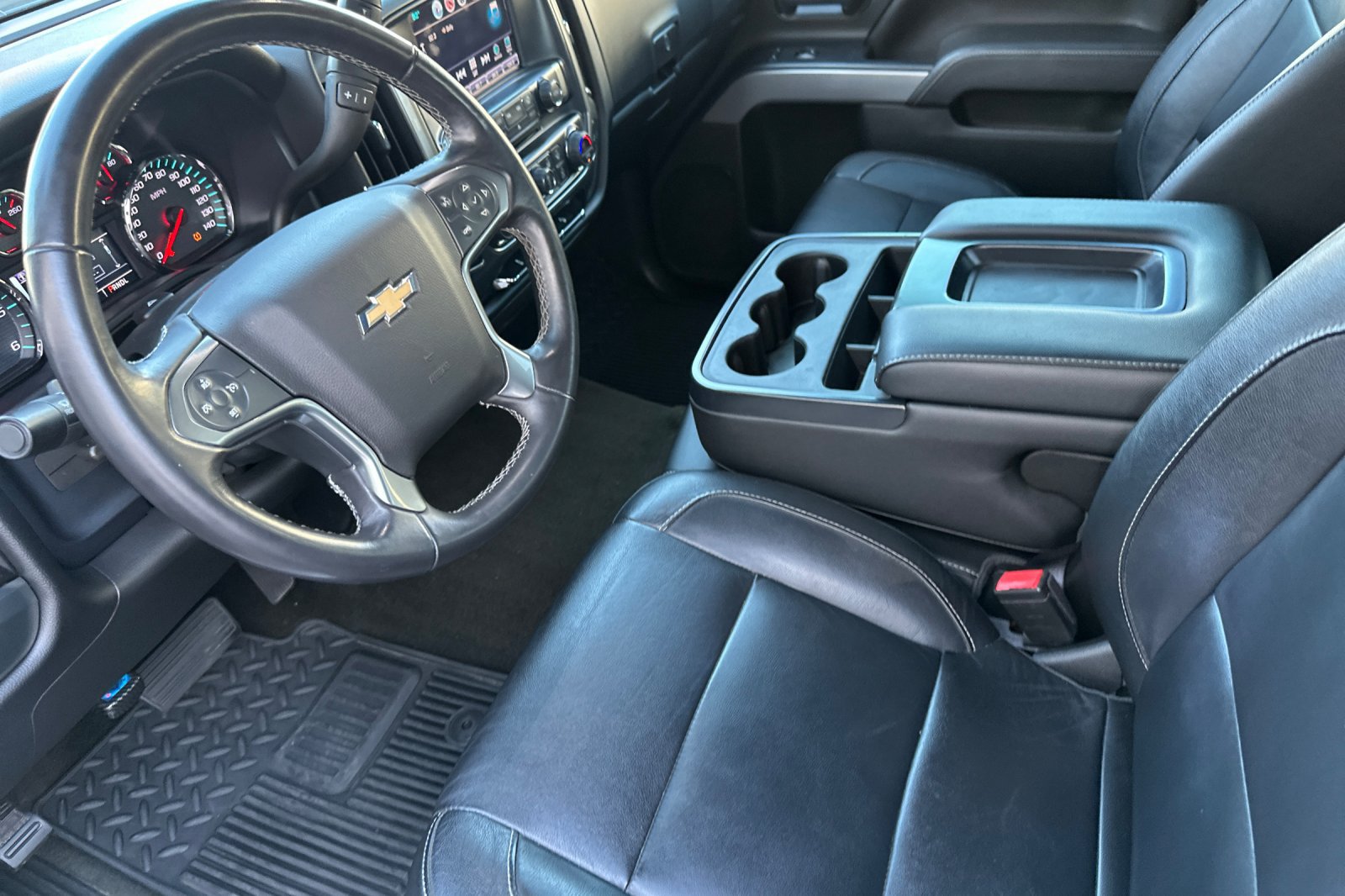 Used 2017 Chevrolet Silverado 1500 LT w/ LPO, Black Pack AWD/4WD image 9
