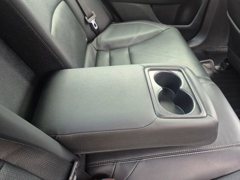 Used 2017 Honda Accord EX-L image 21