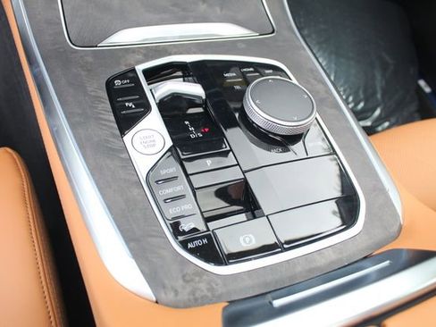 New 2026 BMW X5 xDrive40i w/ Climate Comfort Package image 13