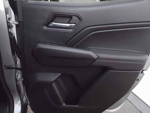 New 2025 GMC Canyon Elevation w/ Convenience Package image 35