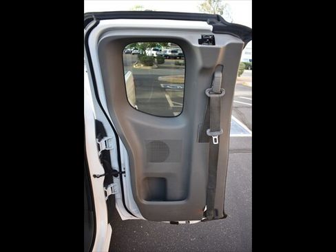 Used 2019 Nissan Frontier S image 17