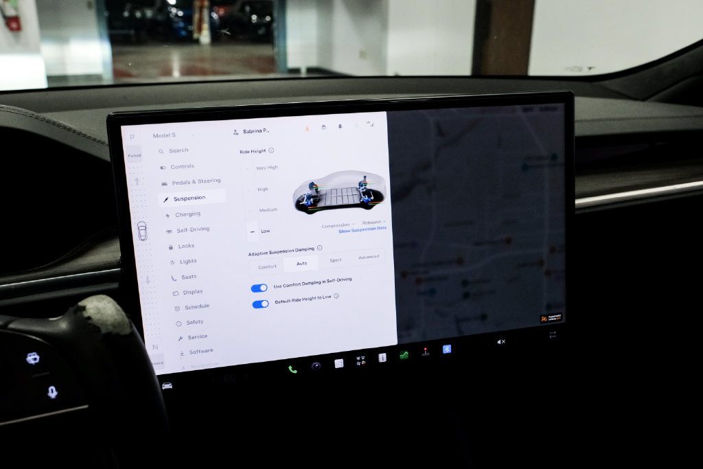 Used 2023 Tesla Model S AWD/4WD image 26