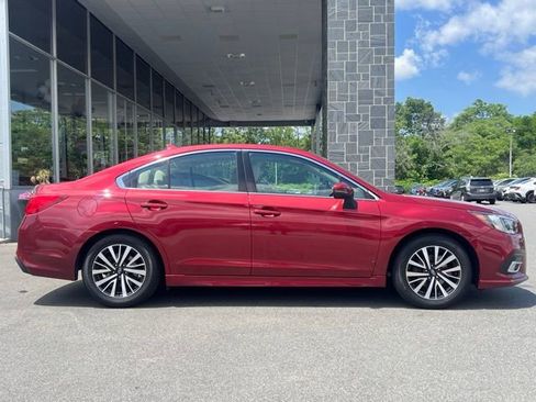 Used 2019 Subaru Legacy 2.5i Premium AWD/4WD image 9