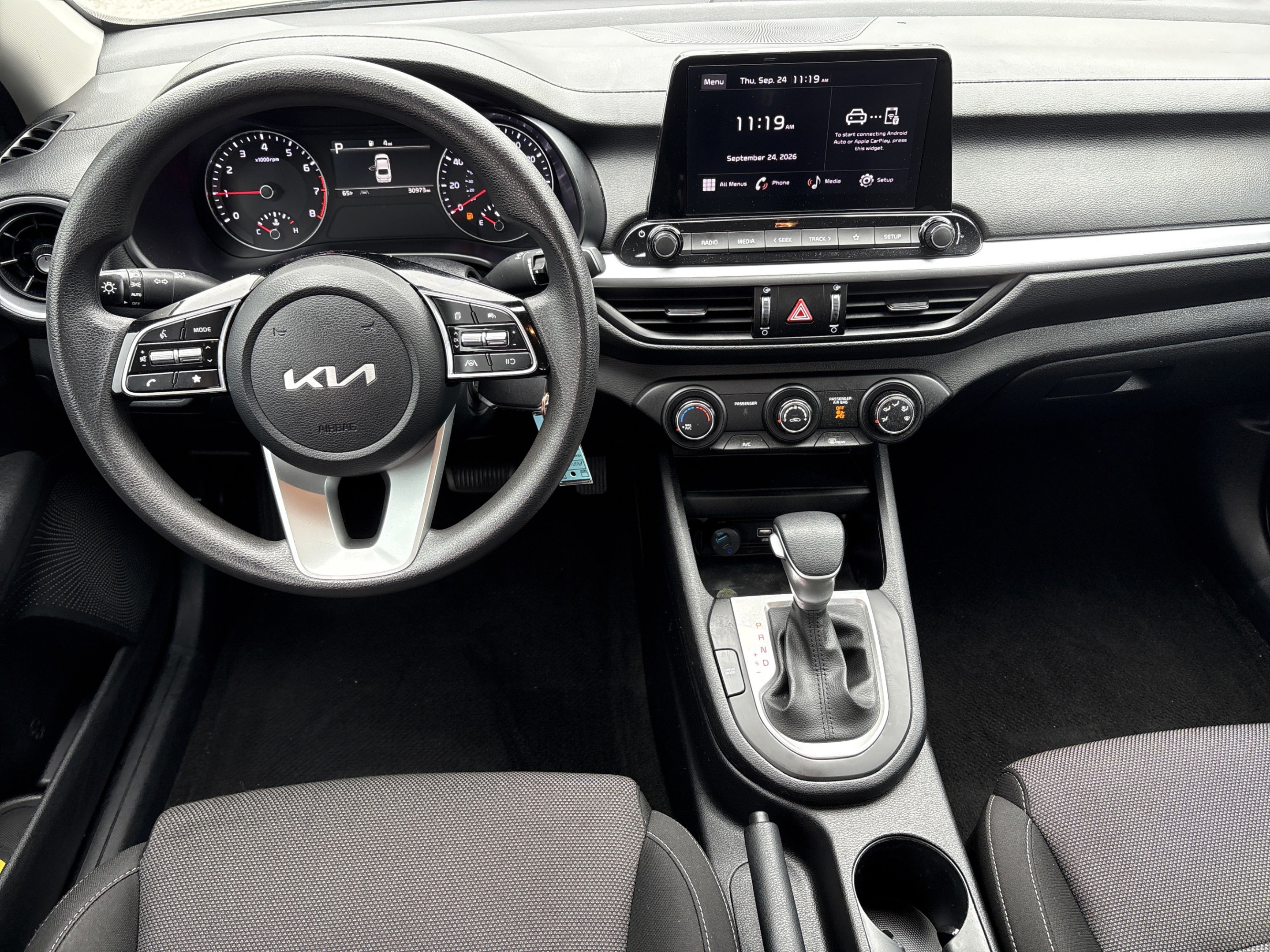 Certified 2024 Kia Forte LX FWD image 9