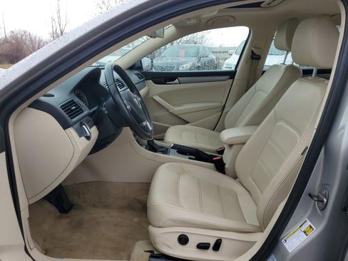 Used 2014 Volkswagen Passat 1.8T SE image 7