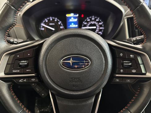 Used 2022 Subaru Crosstrek 2.0i Premium w/ Moonroof Package image 23