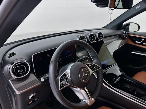 Certified 2026 Mercedes-Benz GLC 300 4MATIC image 10
