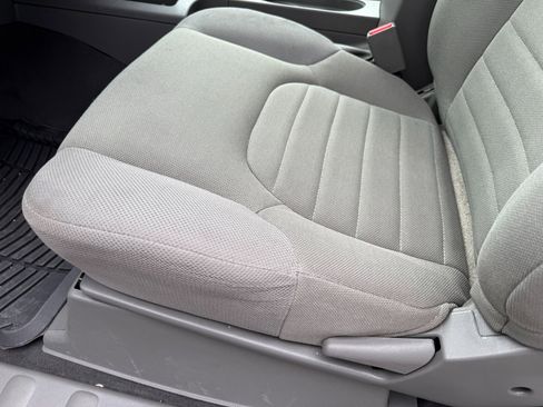 Used 2019 Nissan Frontier S image 24