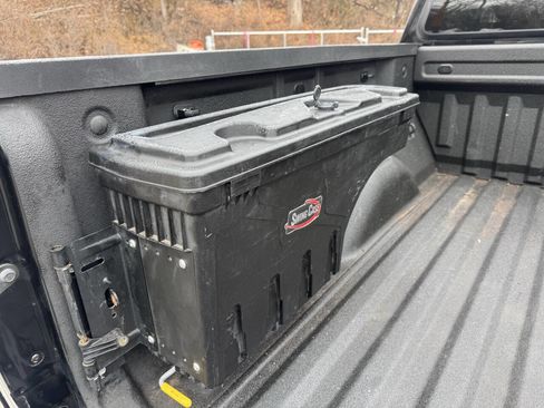 Used 2018 Chevrolet Colorado Z71 image 12