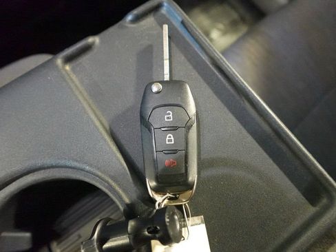 Used 2023 Ford F250 XL AWD/4WD image 23