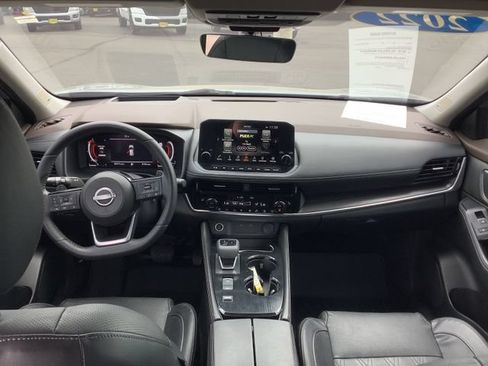 Used 2022 Nissan Rogue Platinum w/ Head-Up Display Package FWD image 6