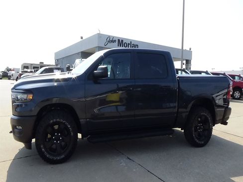 Used 2025 RAM 1500 Warlock AWD/4WD image 1
