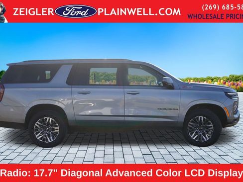 Used 2025 Chevrolet Suburban Z71 image 6