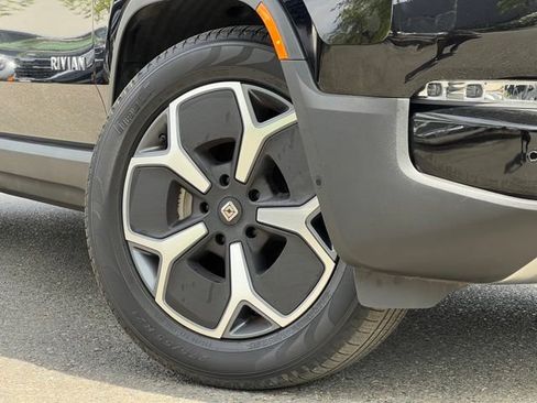Used 2023 Rivian R1T Adventure AWD/4WD image 2