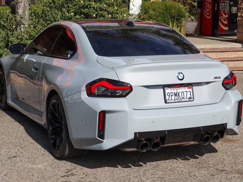 Used 2025 BMW M2 w/ Lighting Package image 5