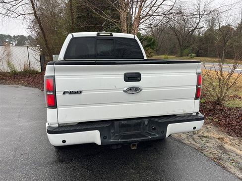 Used 2014 Ford F150 FX4 w/ Equipment Group 402A Luxury image 2
