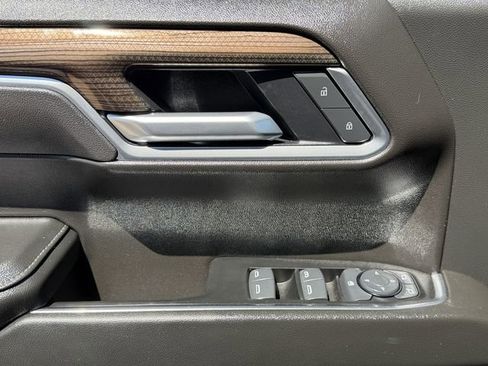 Used 2025 Chevrolet Silverado 1500 LT w/ Texas Edition Plus image 23