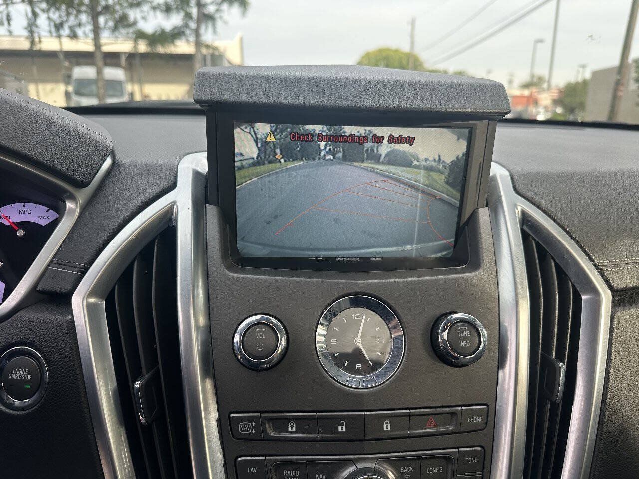 Used 2012 Cadillac SRX Luxury FWD image 15