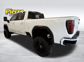 Used 2024 GMC Sierra 3500 AT4 w/ Technology Package video 2