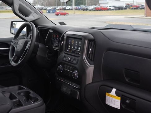 New 2026 Chevrolet Silverado 1500 Custom Trail Boss w/ LPO, Dark Essentials Package image 28