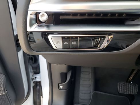 New 2026 Cadillac Lyriq Sport image 31