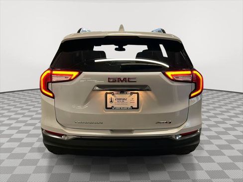 Used 2022 GMC Terrain AT4 w/ Infotainment Package II image 6