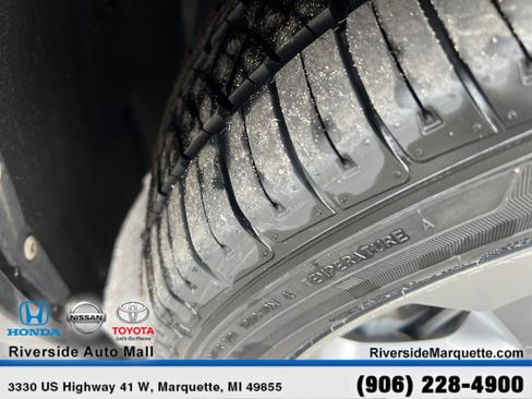 Used 2022 Honda HR-V LX image 12